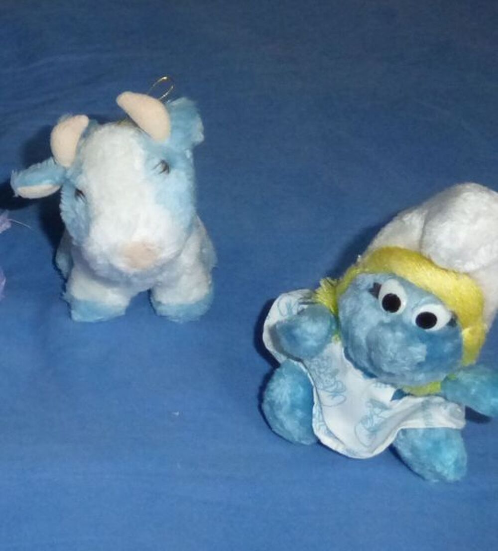 PELUCHE (2) Jeux / jouets