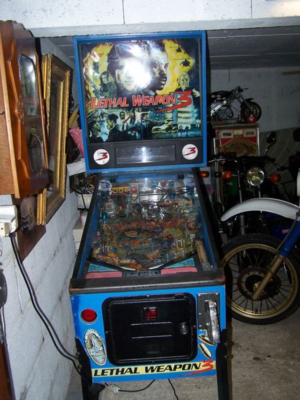 recherche pour collection moto et flipper a restaurer ou hs. Bricolage