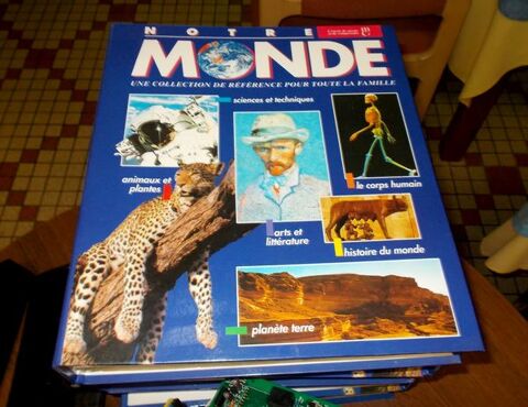 encyclop�die notre monde en 5 volumes (bon �tat)  25 Monflanquin (47)