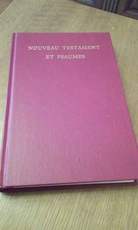 Nouveau testament et psaumes jamais ouvert 99 L�signy (77)