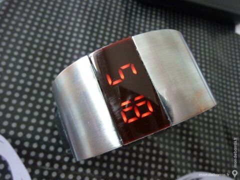 DWATCH BIG ROAD montre LED rouge défilant DIG0004 110 Metz (57)