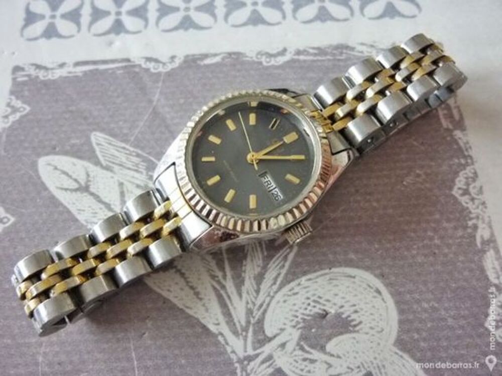 QQ montre analogique Dame ANA0013 Bijoux et montres