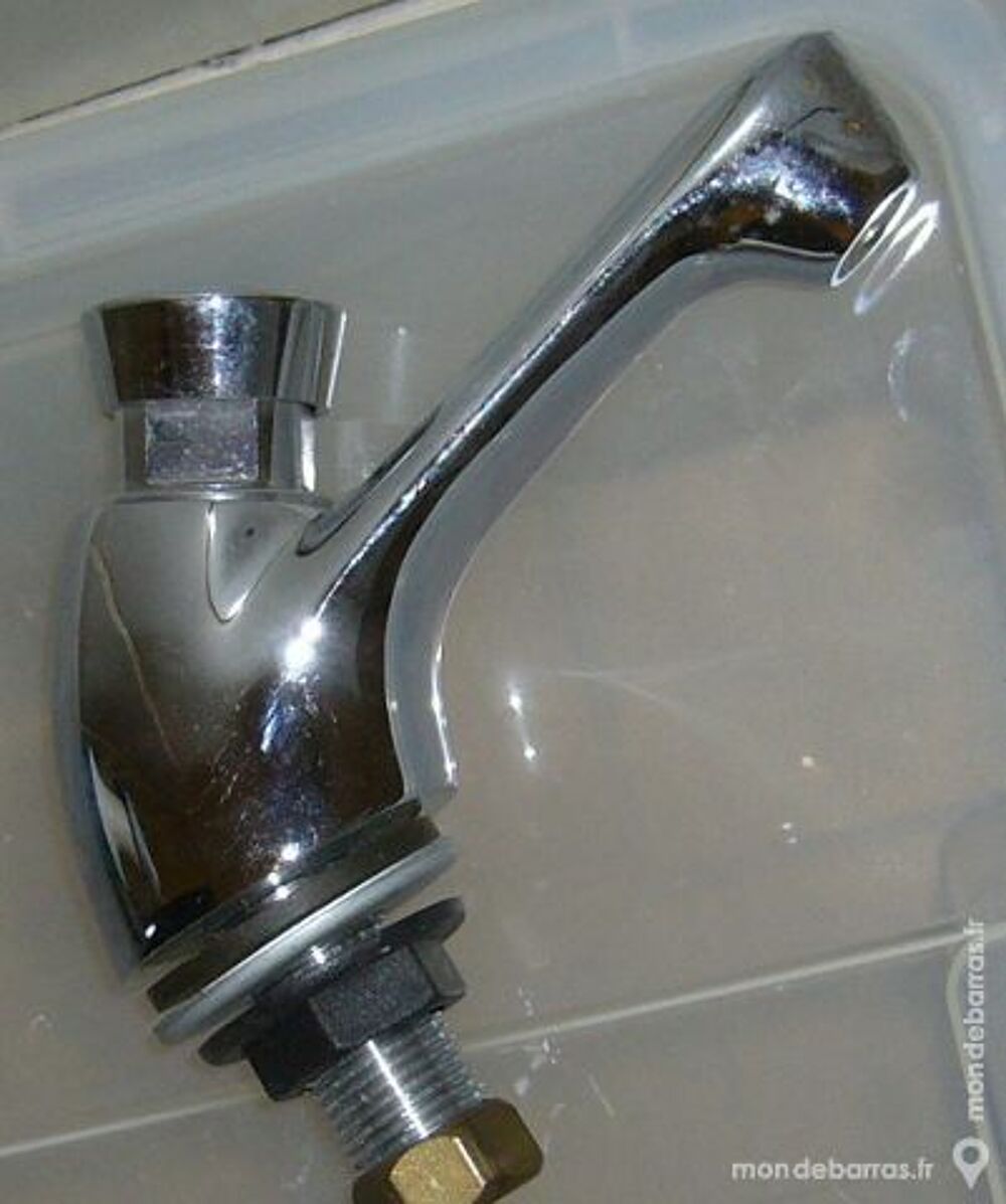 Articles de plomberie et d'electricit&eacute; Bricolage