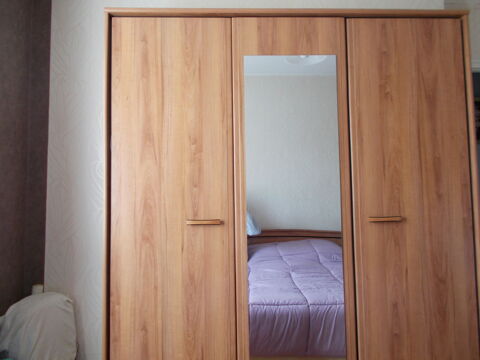 armoire 3 portes avec penderie 100 Soullans (85)