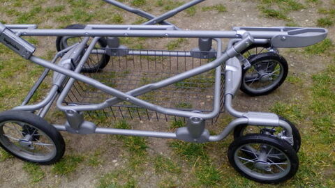 Poussette triple Inglesina 550 Saint-Julien-du-Sault (89)