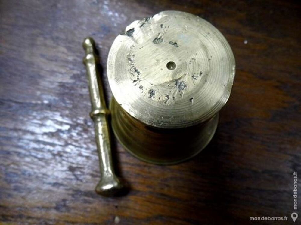 Mortier pilon pharmacie bronze cendrier brocante Décoration