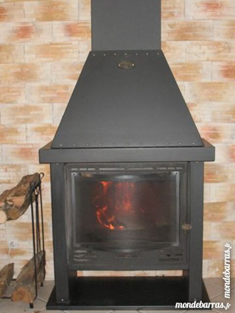 chemine insert 400 Villeneuve-la-Guyard (89)