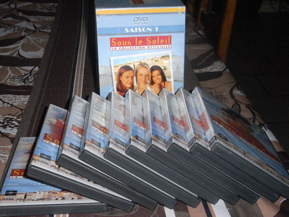 coffret complet saison 1 s&eacute;rie sous le soleil DVD et blu-ray