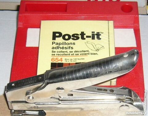 Bloc accessoires bureau post-it + agrafeuse 7 Versailles (78)