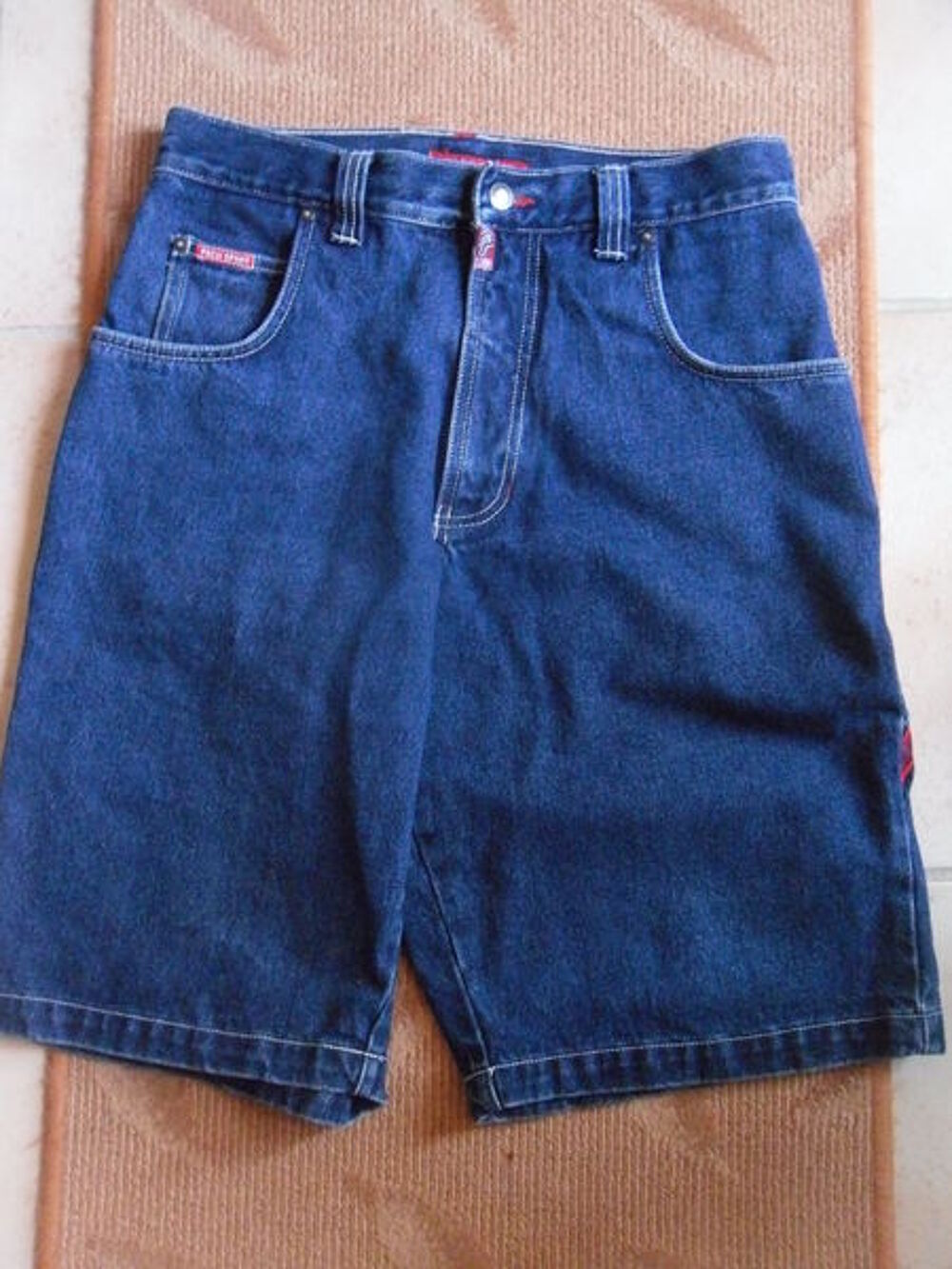 Bermuda Jean homme marque.. Sport, Etat Neuf, T40 Vêtements