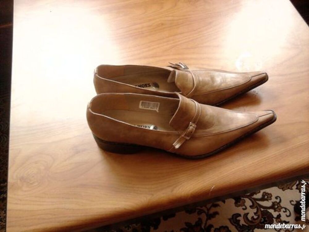 chaussures marrons pour femmes T 38/39 Chaussures