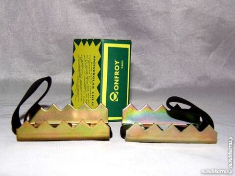 Ancienne paire de crampon chaussures ann�es 60 10 Dunkerque (59)