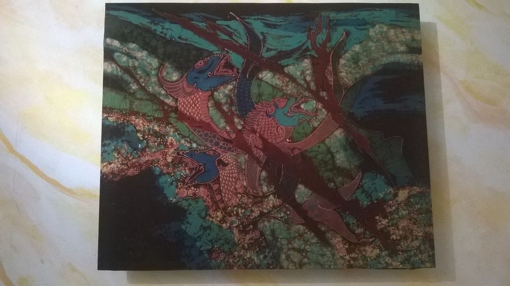 Batik ancien sign&eacute; par l'artiste Décoration