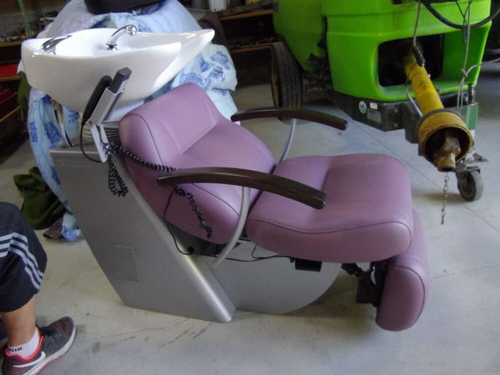 mobilier coiffure Meubles