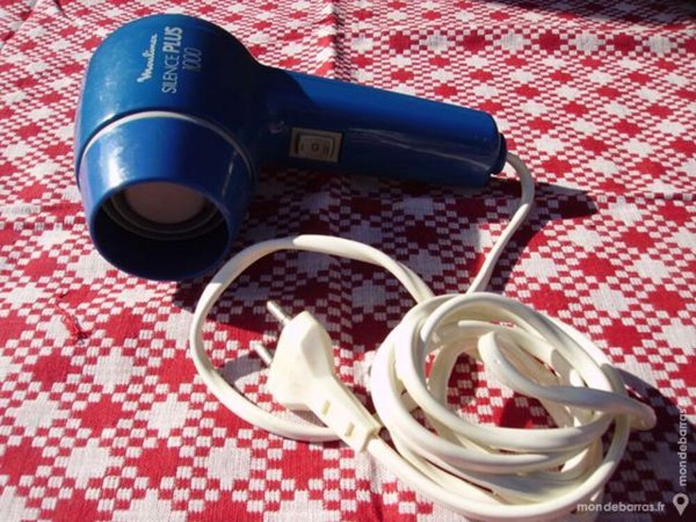 SECHE-CHEVEUX &laquo; Moulinex &raquo; Silence Plus 1000 Electroménager