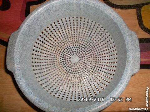 passoire grise 2 Chambly (60)