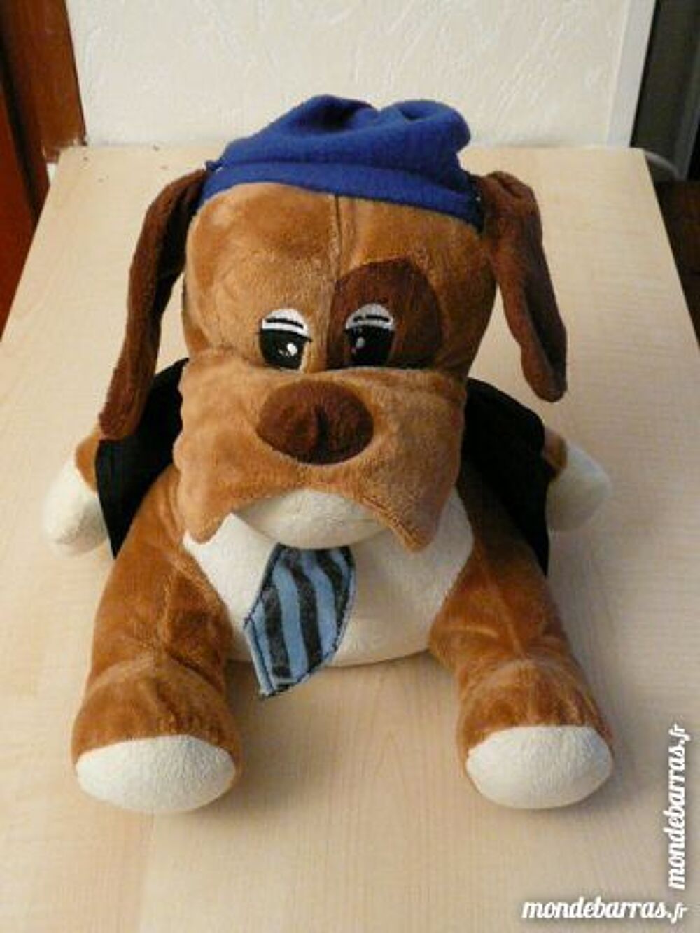 PELUCHE BOULEDOGUE Jeux / jouets