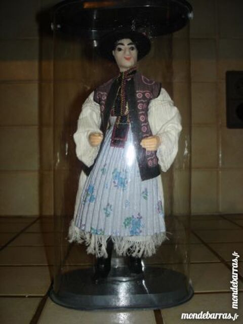 Poup�e sous boite 5 Fonsorbes (31)