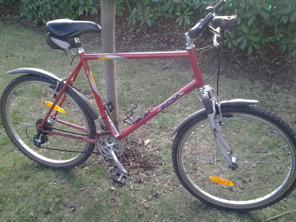 VTT DCATHLON Vélos