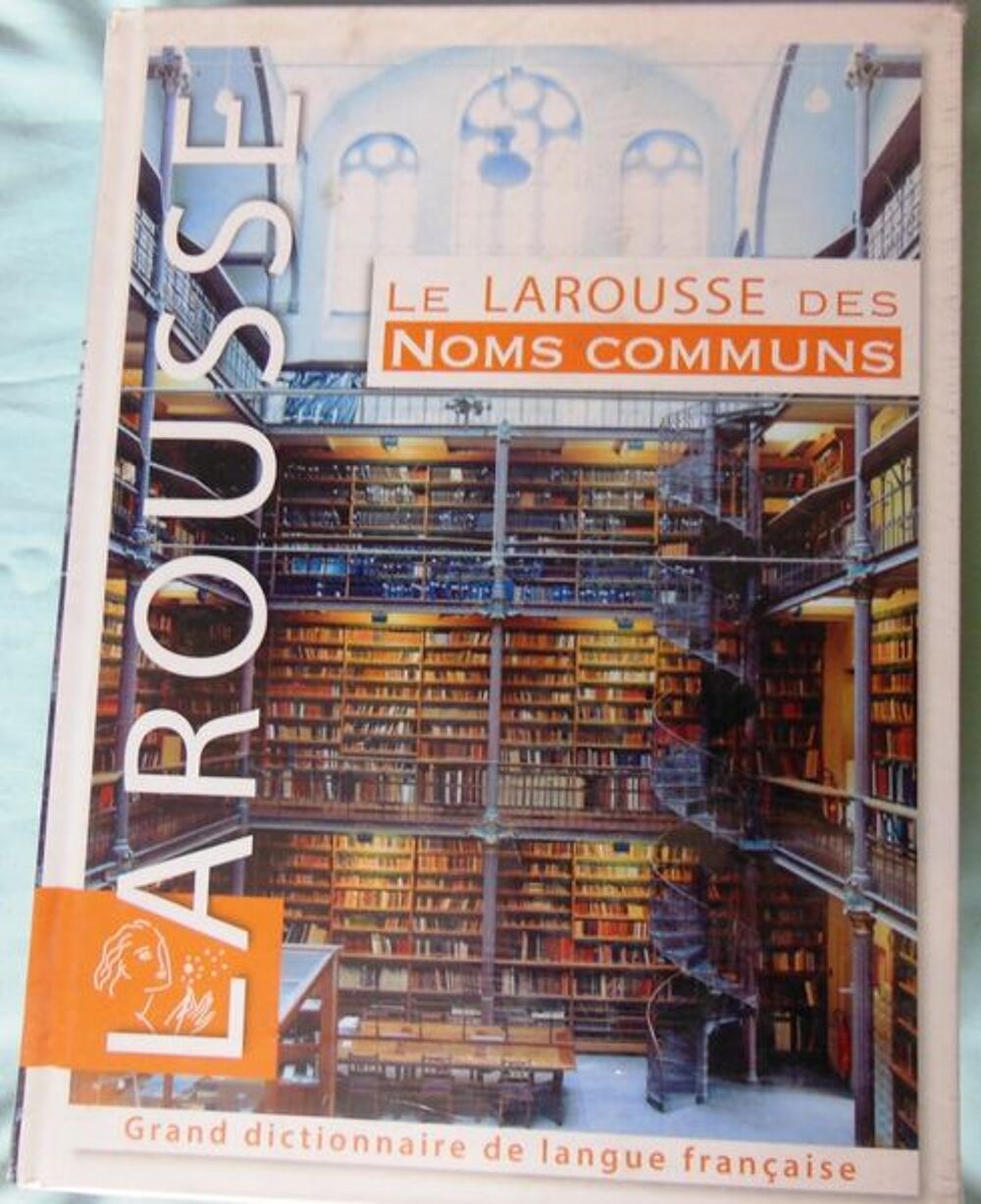 LE LAROUSSE DES NOMS COMMUNS Livres et BD