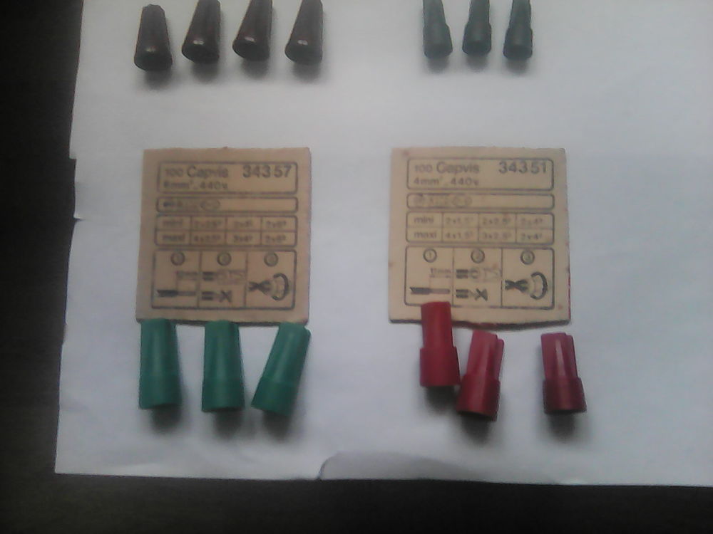 Capuchons capvis Legrand connections sans vis . Bricolage