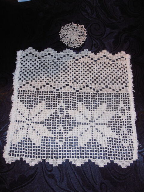 Napperon 57 (79) 2 Tours (37)