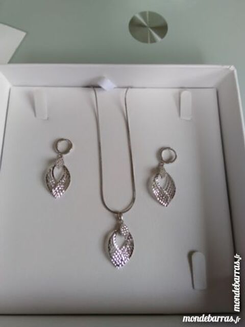 Parure argent 30 Mru (60)