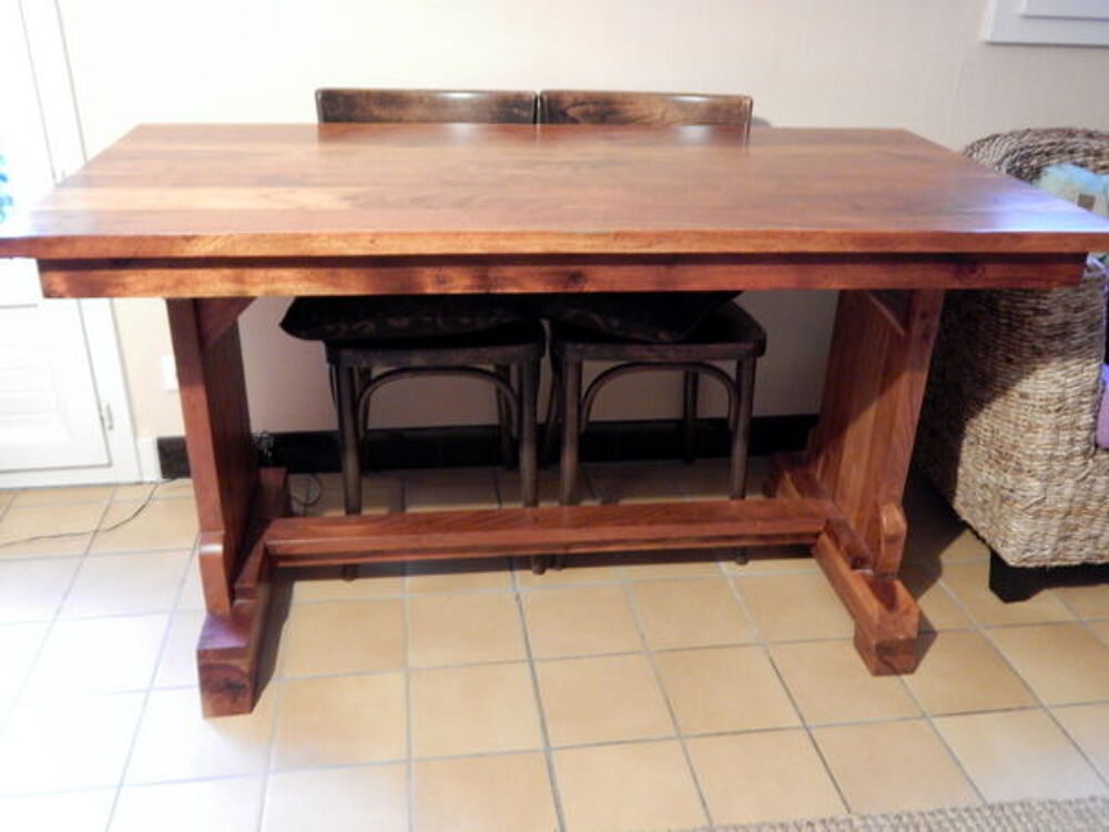 table style colonial Meubles