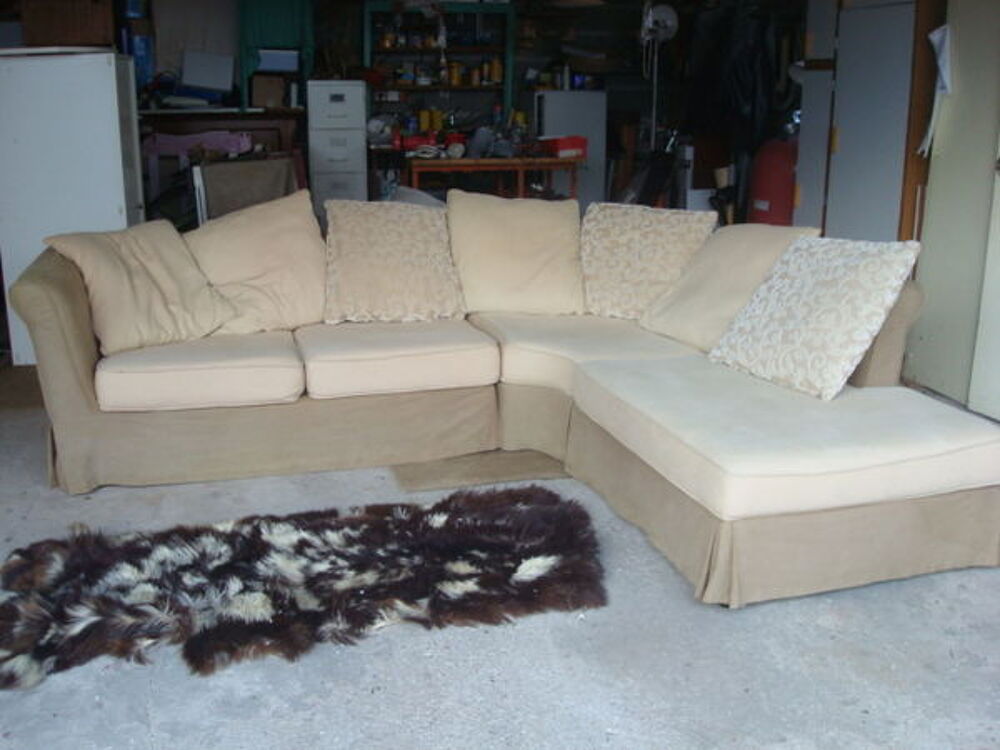 canap&eacute; angle en tissu lin beige 
Meubles