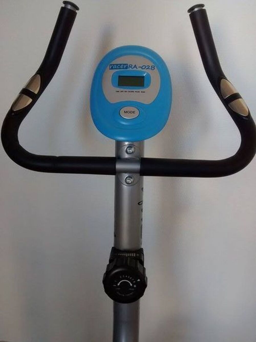vend joli v&eacute;lo comme NEUF pour non utilisation Vélos