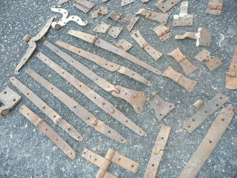 quincaillerie neuve et ancienne pour meubles 0 Argenton-sur-Creuse (36)