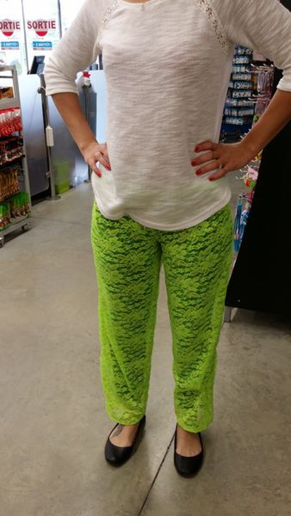 pantalon dentelle Vêtements