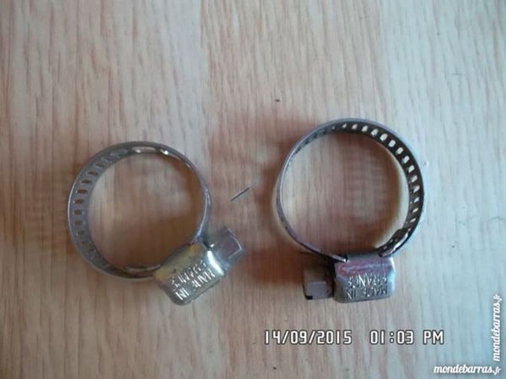 2 petits colliers CERFLEX Bricolage
