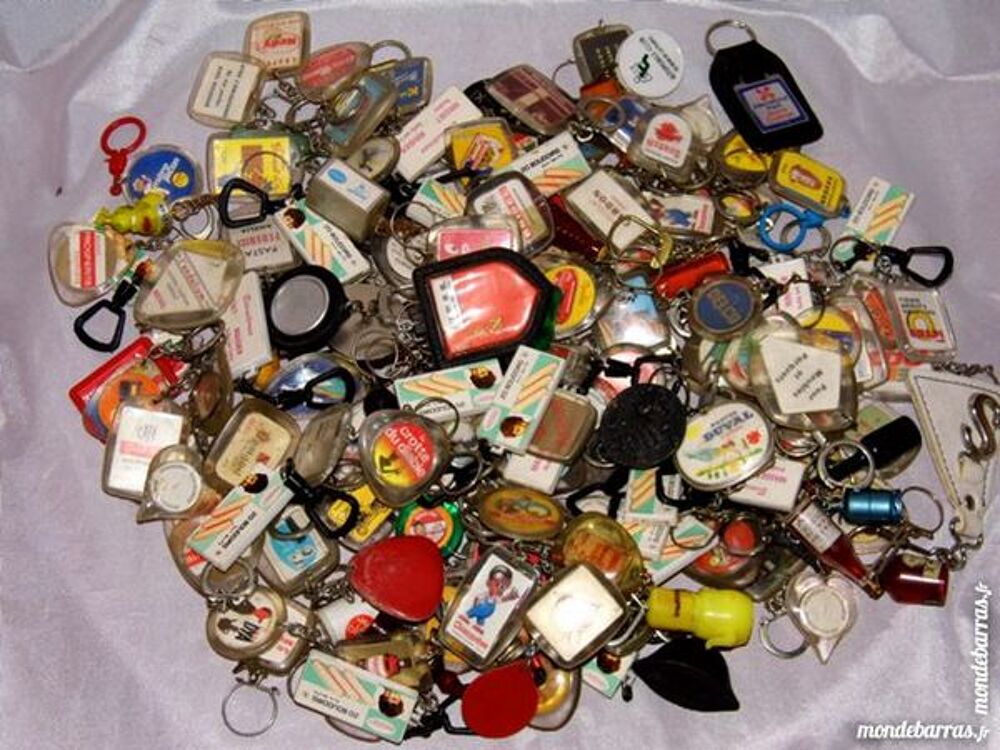 lot 150 portes cl&eacute; publicitaire clef clefs vintage Bourse des collections