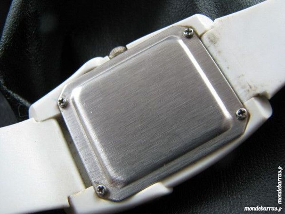 LOUIS BENTLE 1990 collection montre DIV0172 Bijoux et montres