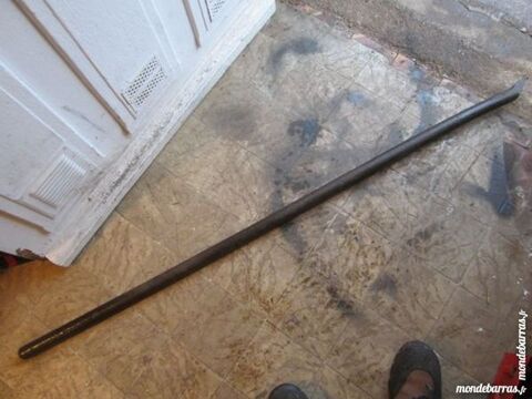 Pied de biche norme 20 Le Creusot (71)