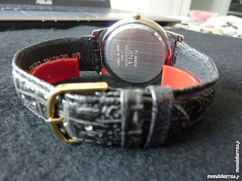 PIERRE LANIER montre HOMME analogique DIV0498 Bijoux et montres