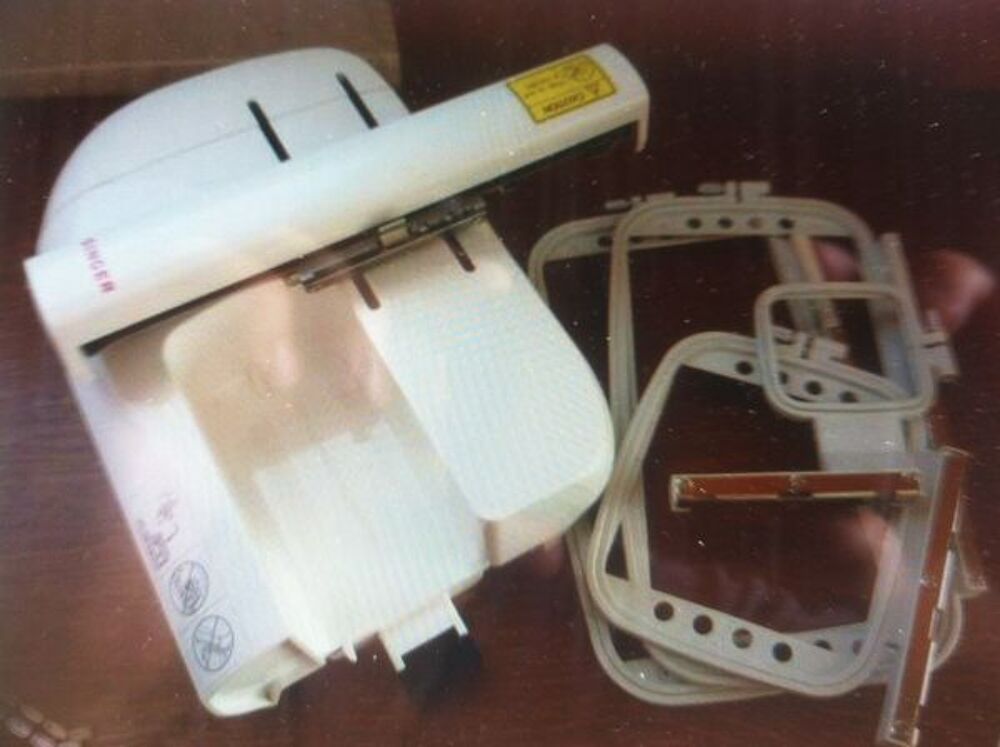 Singer Futura Professional XL 100 Electroménager