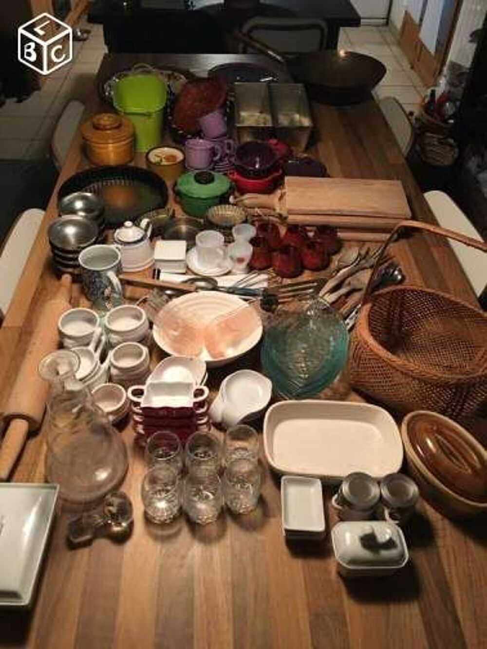 Lot de vaisselle et d'ustensiles Cuisine