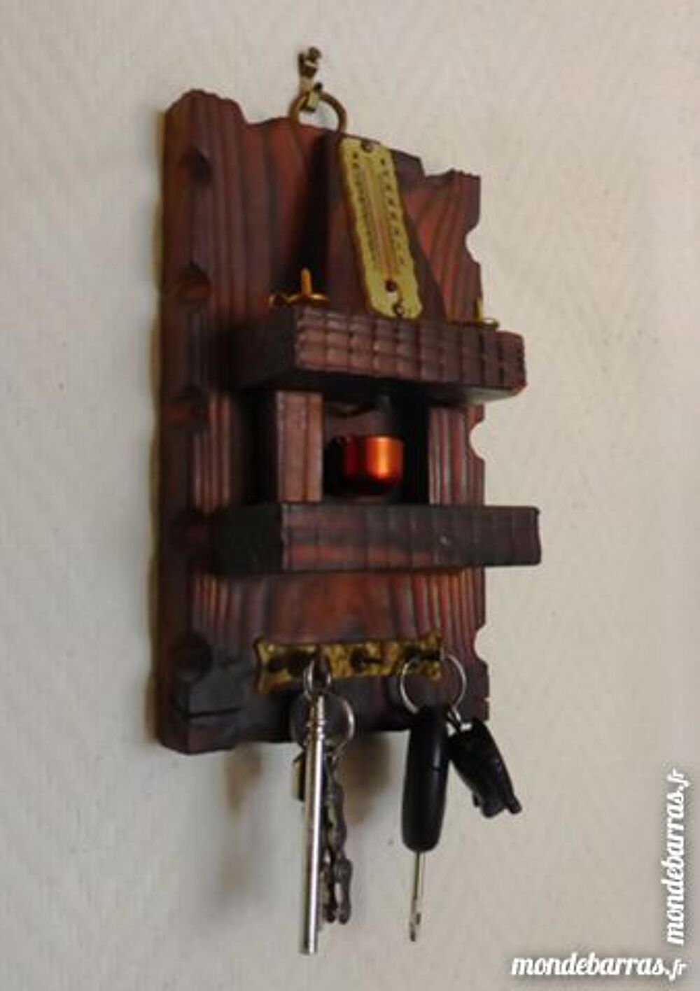 CHEMINEE PORTE CLES EN BOIS TEINTE Décoration
