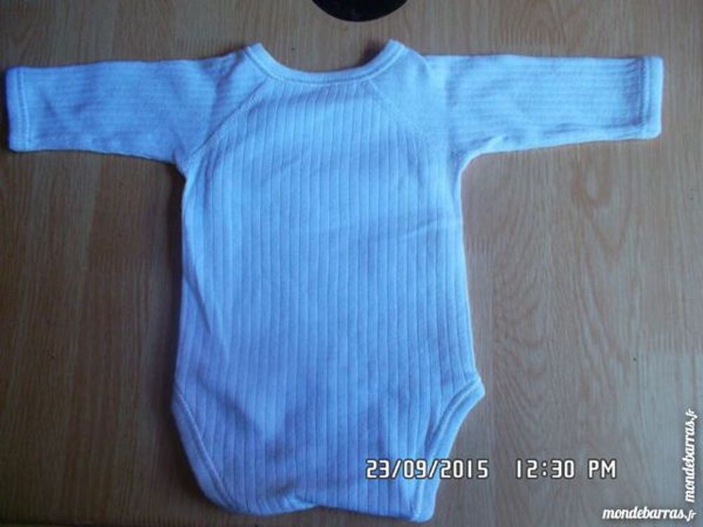 body blanc naissance*juste 0.50 cts*kiki60230 Vêtements enfants