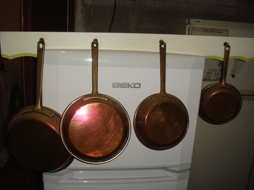 po&ecirc;les en cuivre Décoration