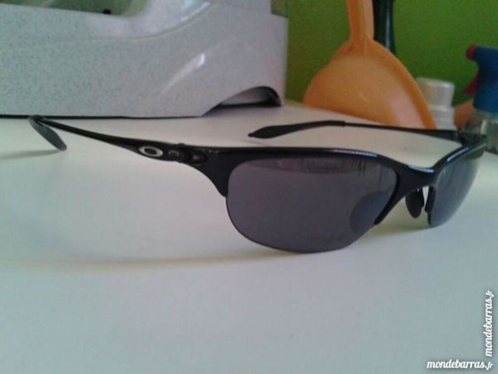 Lunettes OAKLEY Bijoux et montres