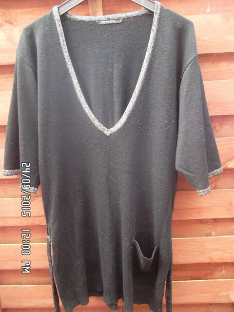 PULL NOIR T.3*JUSTE 2E*KIKI60230 2 Chambly (60)
