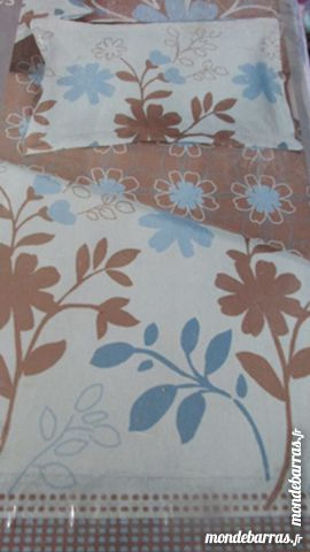 HOUSSE COUETTE FLEURS/RAYEE 2 PERSONNES NEUVE Cuisine