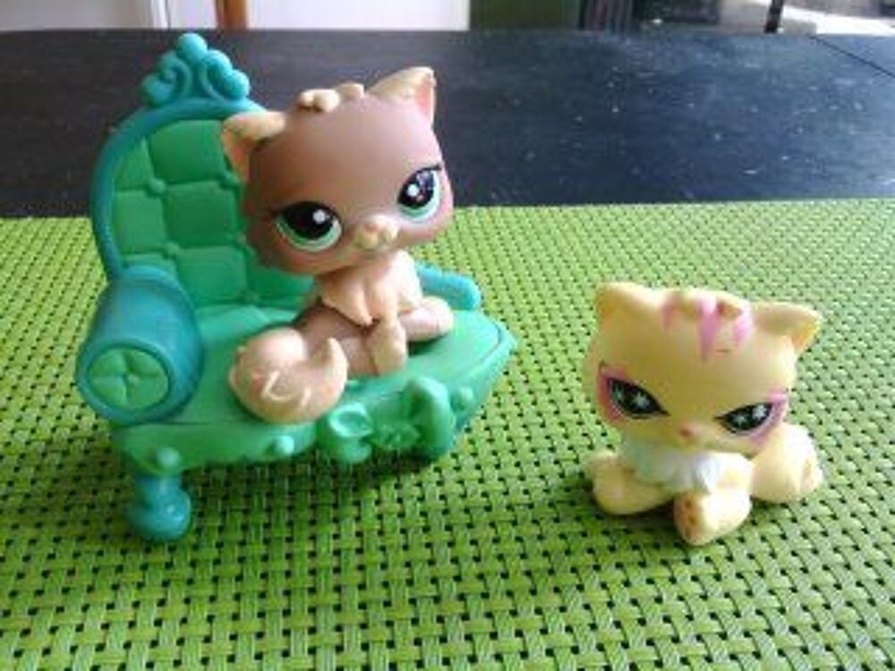 LOT DE PETSHOPS Jeux / jouets