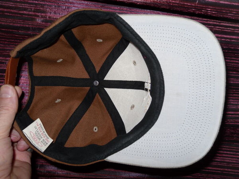 Casquette Homme d'une Grande Marque Neuf Vêtements