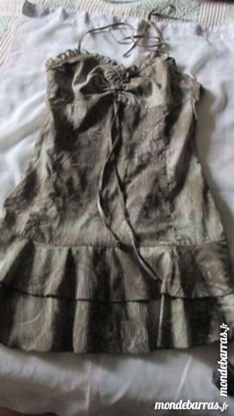 ROBE OU LIQUETTE DOS NU  KAKI-AZTEQUE  T. 38 6 Saint-Genis-Laval (69)