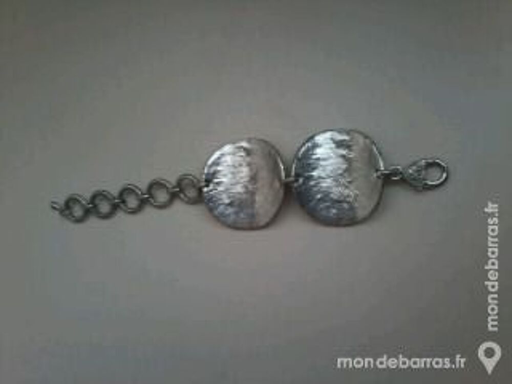 BRACELET NEUF DE COULEUR ANIS Bijoux et montres