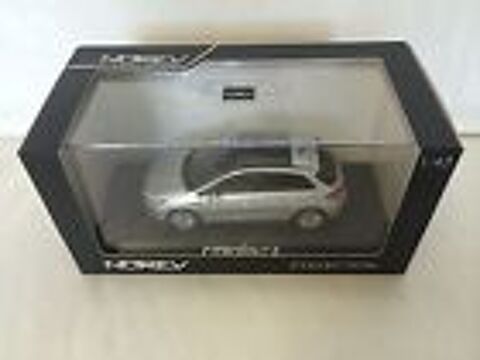 CITROEN C4 2010 - ALUMINIUM GREY - GRIS - 1/43 NOR 25 Viviers-ls-Montagnes (81)
